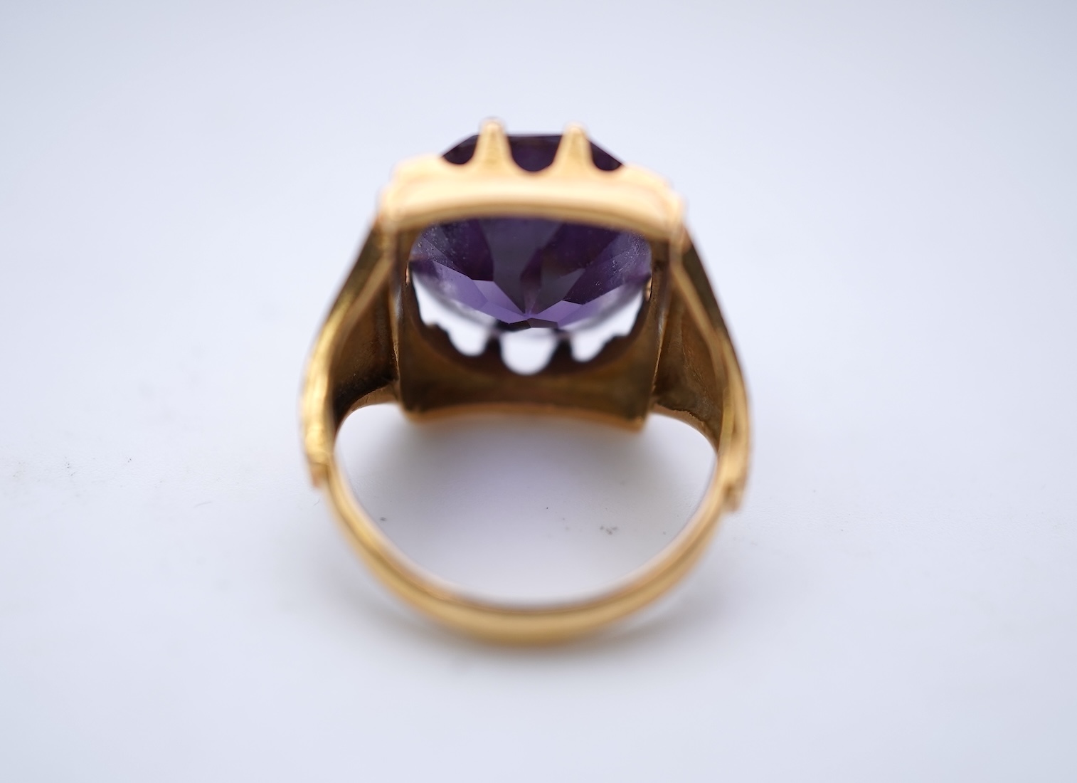 A synthetic sapphire ring